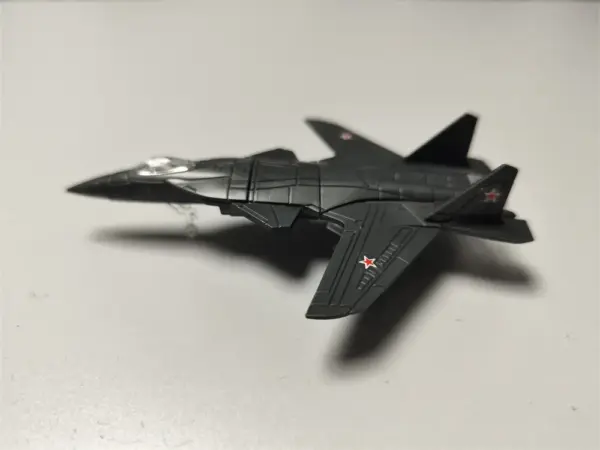 1:165 Scale Su-47 Fighter Plastic Model Kit - Image 6