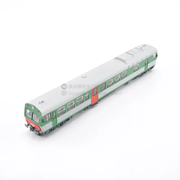 1/87 Scale USSR Diesel Locomotive Plastic Model - Image 4