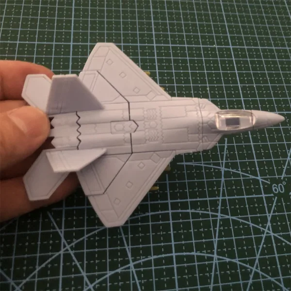 F-22 Raptor Plastic Model Kit for Assembly - Image 4