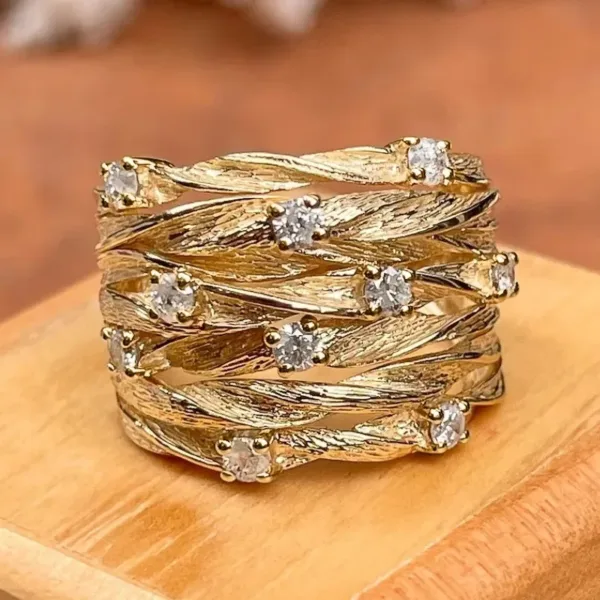 Luxury Gold Twist Cocktail Ring for Women