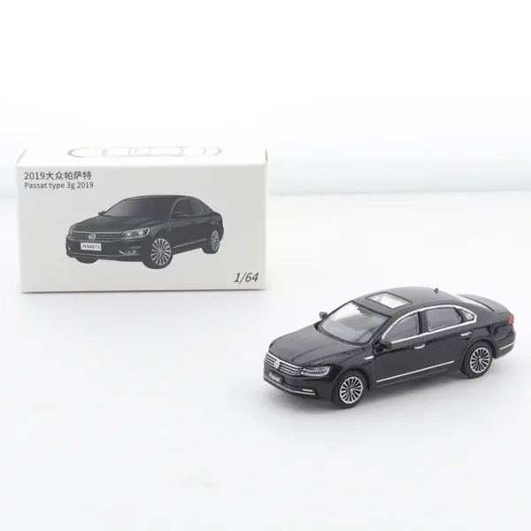 1/64 Volkswagen Passat Diecast Model Car - Image 2