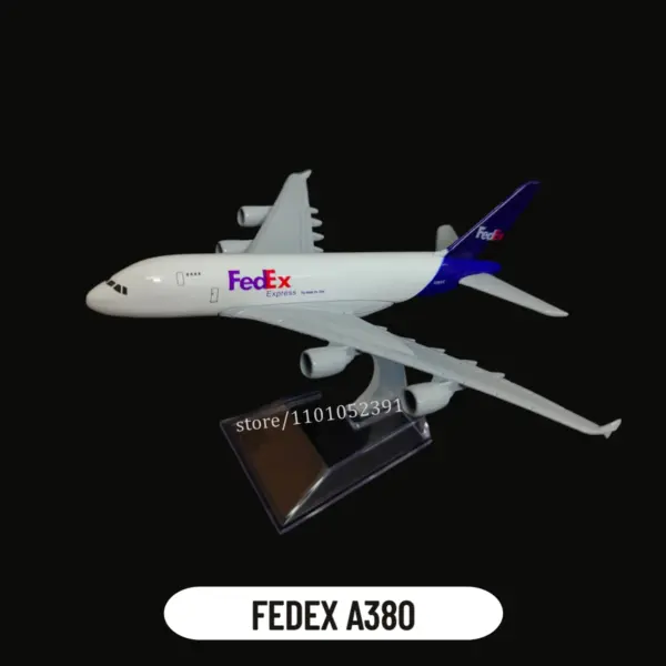 1:400 Scale Metal B777 Aircraft Model - Image 10