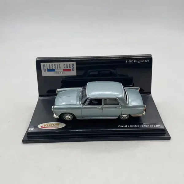 1/43 Scale Peugeot 404 Diecast Model Car - Image 4