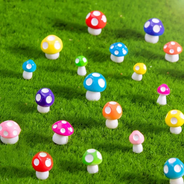 50Pcs Mini Resin Mushroom Figurines Set - Image 5