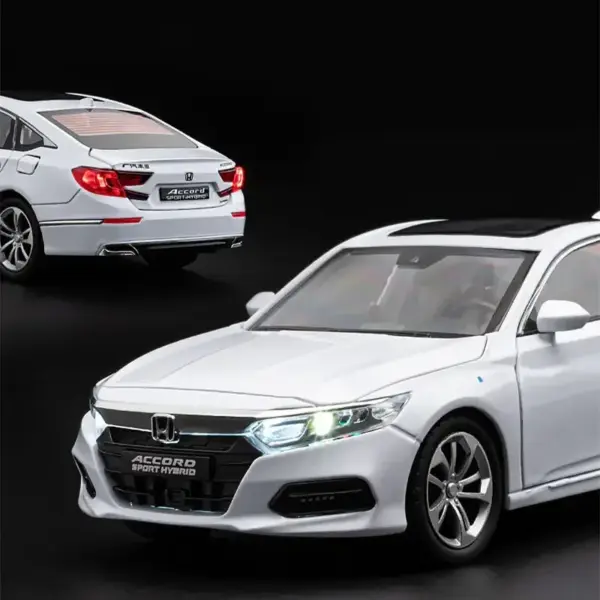 1:24 Honda Accord Diecast Metal Model Car - Image 3