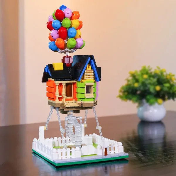 635PCS Balloon House Building Blocks Set - Image 3