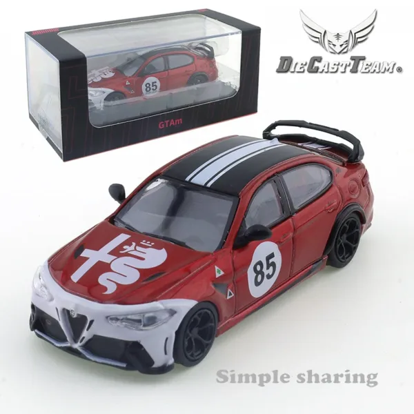 1:64 Scale Diecast Alfa Romeo Giulia Model - Image 8