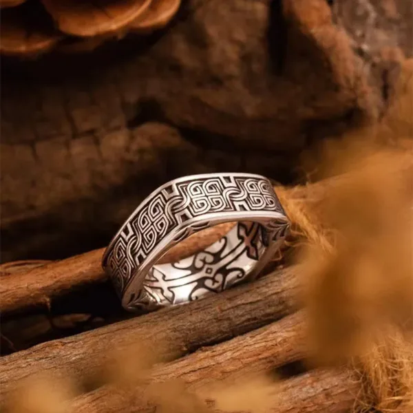 Vintage Celtic Knot Cocktail Ring for Men - Image 3