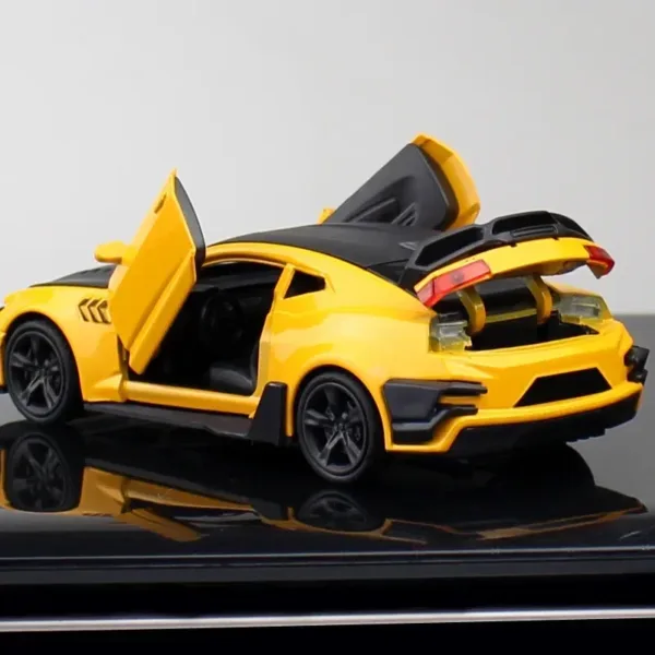 1:36 Scale Chevrolet Camaro Diecast Model Car - Image 3