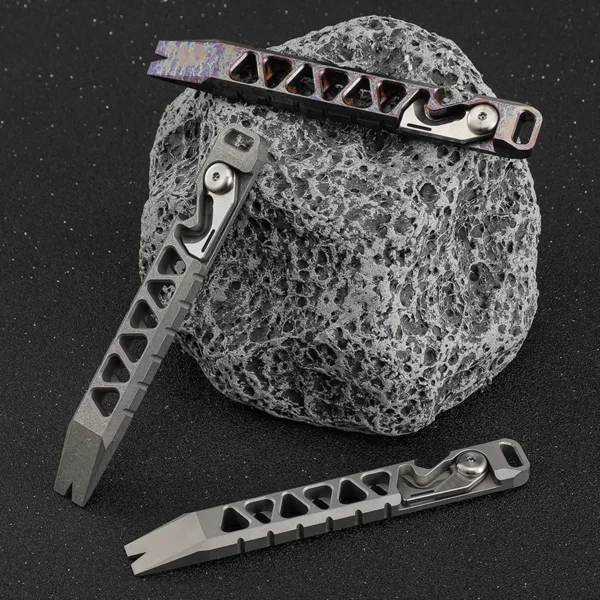 Titanium Alloy Crowbar with Bottle Opener - Image 3