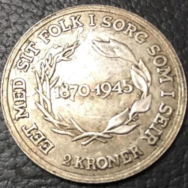 1945 Denmark 2 Kroner Coin Replica - Image 3