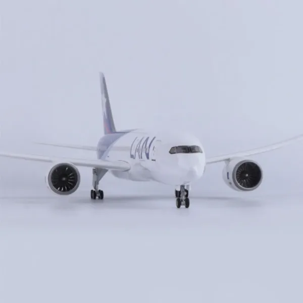 47CM B787 LANChile Model Airplane Toy - Image 4