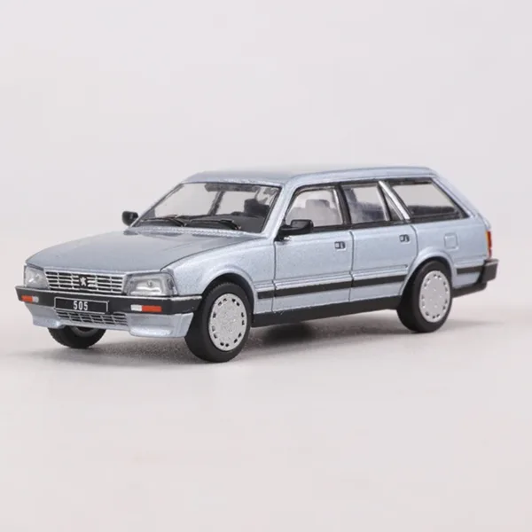 1:64 Diecast Peugeot 505SW Model Car