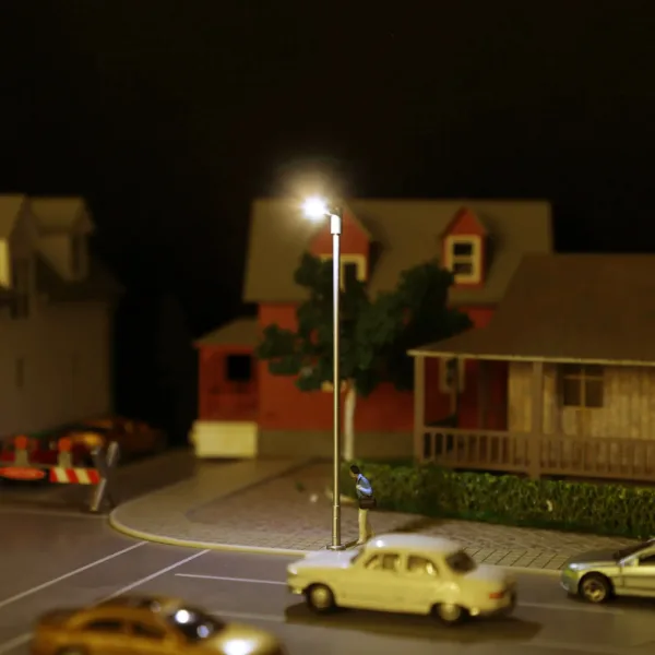 10pcs HO Scale 1:87 Metal Street Lights - Image 4