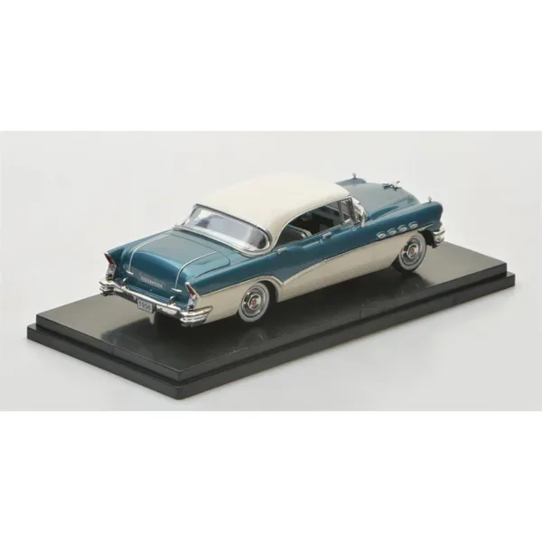 GFCC 1/43 Roadmaster Riviera Diecast Model Car - Image 3