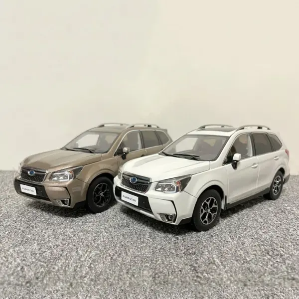 1:18 Subaru Forester Diecast Model Car