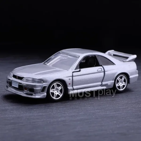 Tomica Premium Nissan GTR R33 Diecast Model - Image 5