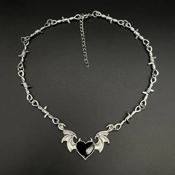 Gothic Heart Barbed Wire Choker Necklace - Image 3