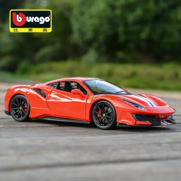 Bburago 1:24 Ferrari 488 PISTA Diecast Model