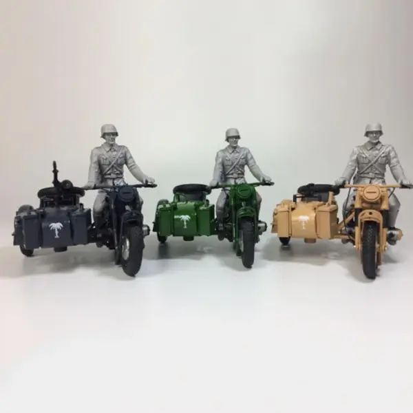1:24 Scale German Army R75 Motorcycle Model - Image 3