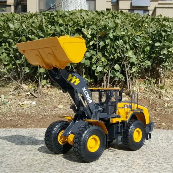 XCMG XC998 1:35 Scale Wheel Loader Model - Image 2