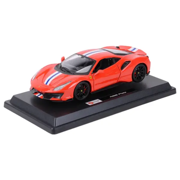 Bburago 1:24 Ferrari 488 PISTA Diecast Model - Image 5