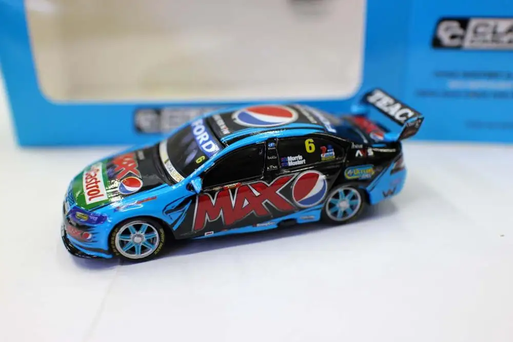 1/64 Scale Holden Racing Diecast Car Model 9 1/64 Scale Holden Racing Diecast Car Model - Image 9
