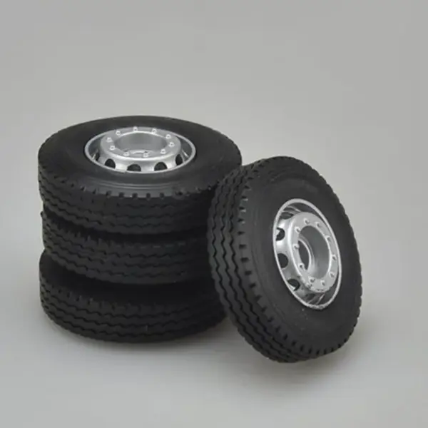 1:24 Truck Model Tire and Wheel Hub Set - Image 5