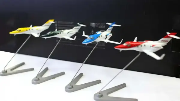 Ebbro 1/144 Scale HondaJet Model Aircraft - Image 4