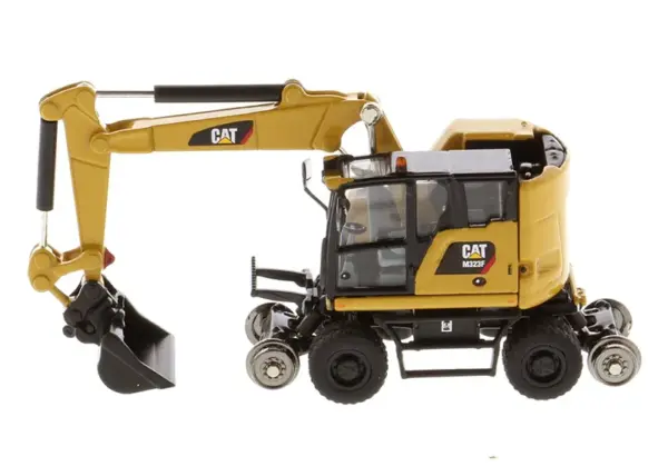 1/87 Scale CAT M323F Railroad Excavator Model - Image 6