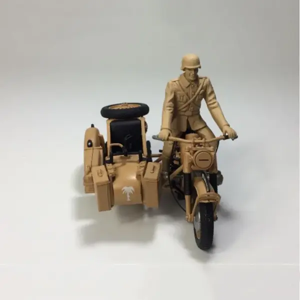 1:24 Scale German Army R75 Motorcycle Model - Image 7