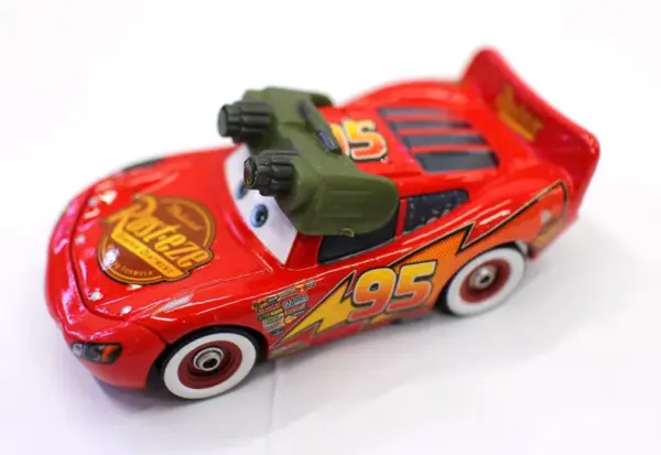 Diecast Metal Alloy Toy Car Model 71846 - Image 6