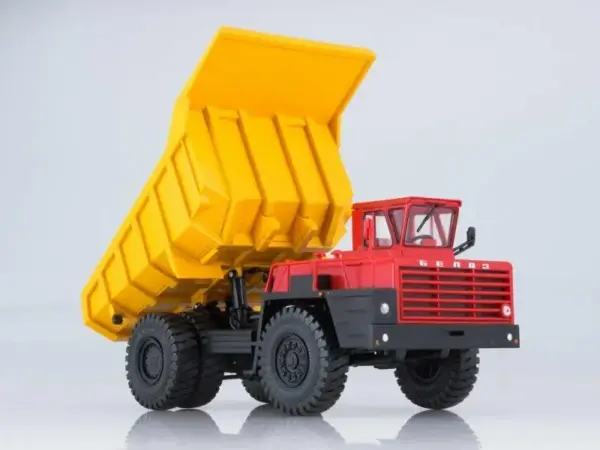 1/43 Belaz 540A Diecast Truck Model - Image 3