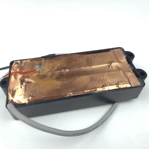 Wilkinson WOM5 Bass Guitar Pickup for Five Strings - Image 3