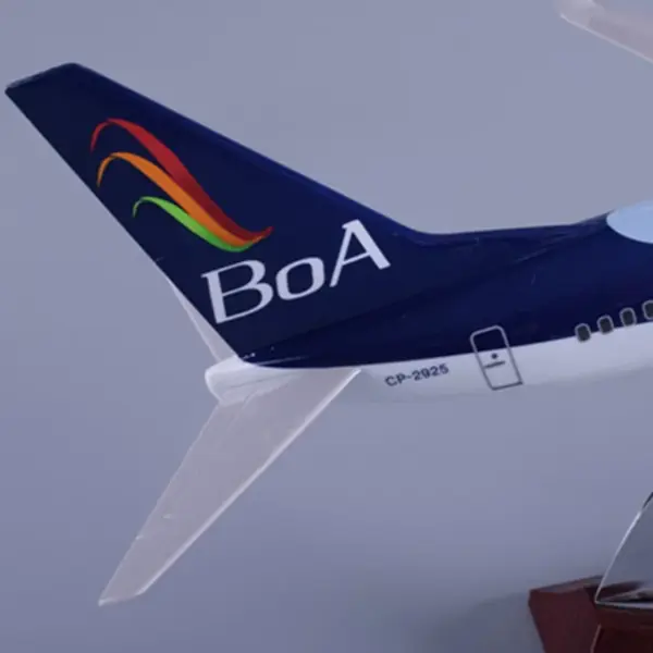 1:172 Scale Diecast B737 Model Airplane - Image 3