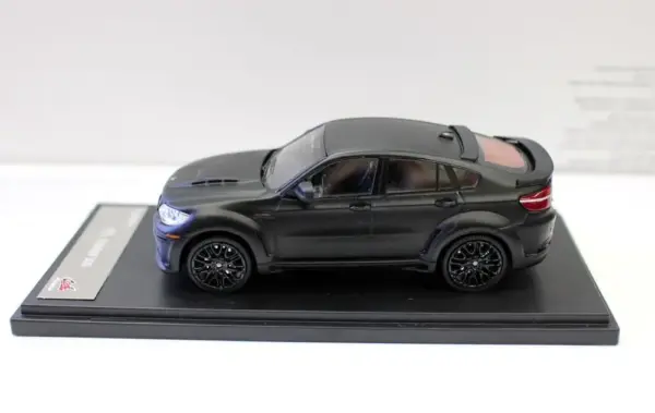 BMW X6 1:43 Scale Diecast Model Car Collection - Image 10