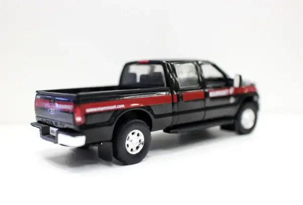 1/50 Scale 2016 Ford F-250 Pickup Model - Image 4