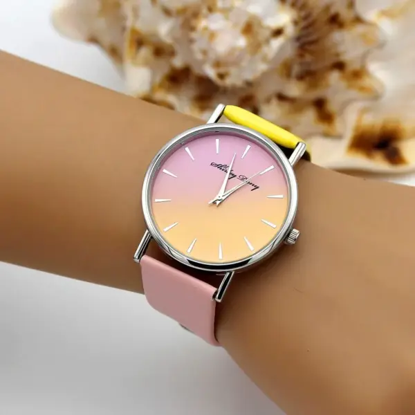 Ladies Quartz Wristwatch with Gradient Strap - Image 2