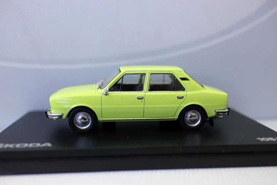 Abrex 1:43 Scale Skoda 105L 1977 Diecast 10 Abrex 1:43 Scale Skoda 105L 1977 Diecast - Image 10