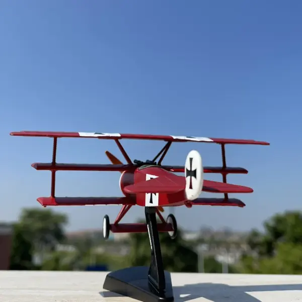 1:63 Scale Fokker Dr.I Triplane Model Aircraft - Image 4