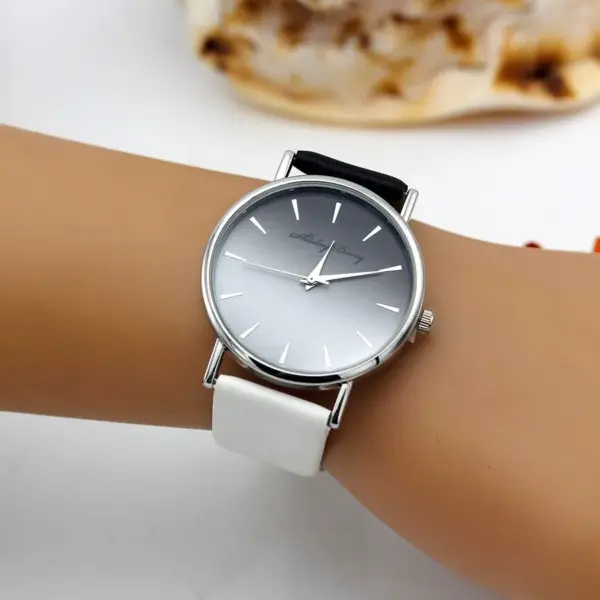 Ladies Quartz Wristwatch with Gradient Strap - Image 4
