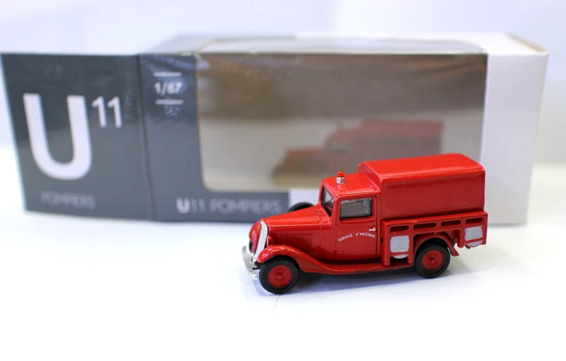 Citroën U11 Fire Truck Diecast Model 1:87 Scale 6 Citroën U11 Fire Truck Diecast Model 1:87 Scale - Image 6