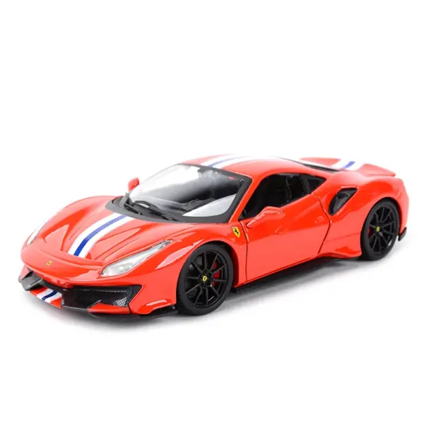 Bburago 1:24 Ferrari 488 PISTA Diecast Model - Image 2