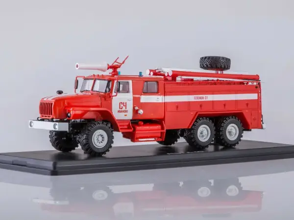 1/43 Scale Diecast URAL Fire Truck Model - Image 7