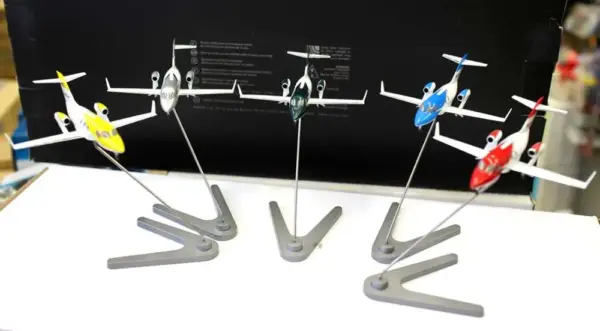 Ebbro 1/144 Scale HondaJet Model Aircraft - Image 3