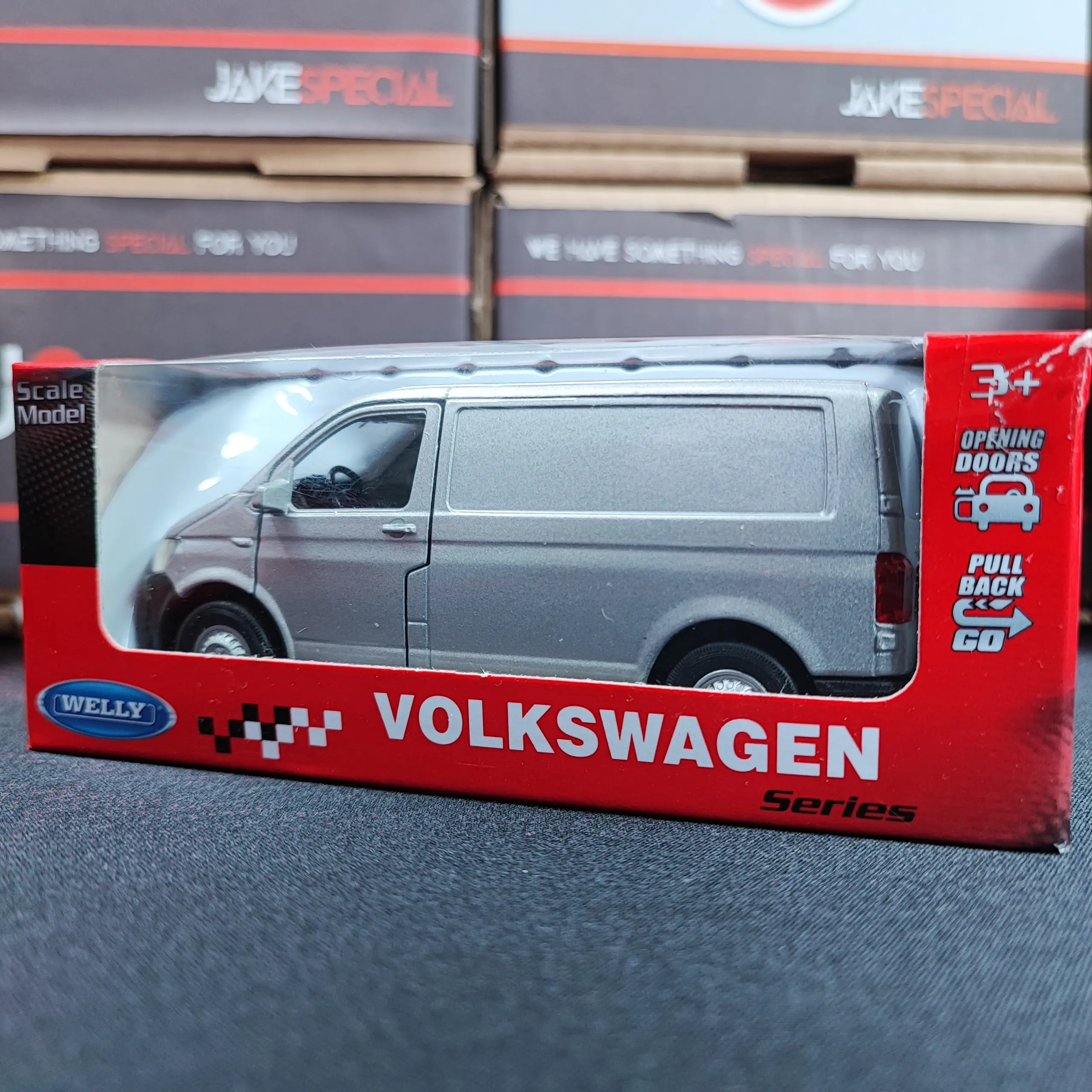 Welly 1:36 Metallic Silver VW Transporter Model 2 Welly 1:36 Metallic Silver VW Transporter Model - Image 2