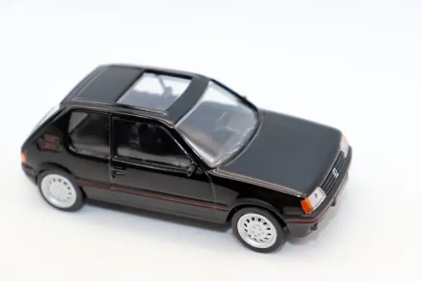 1/43 Scale Peugeot 205 GTI Diecast Model Car - Image 6