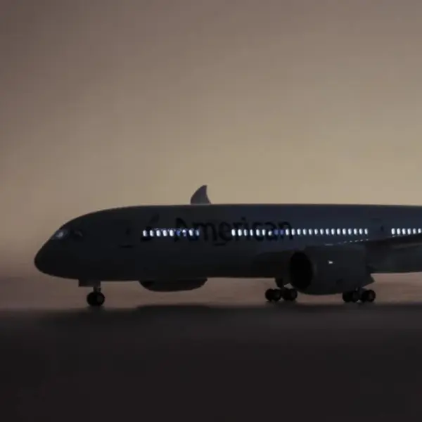 American Airlines Boeing B787 Model Airplane - Image 3