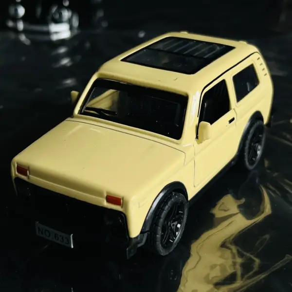Diecast Off-Road Vehicle Toy Car Model - Image 3