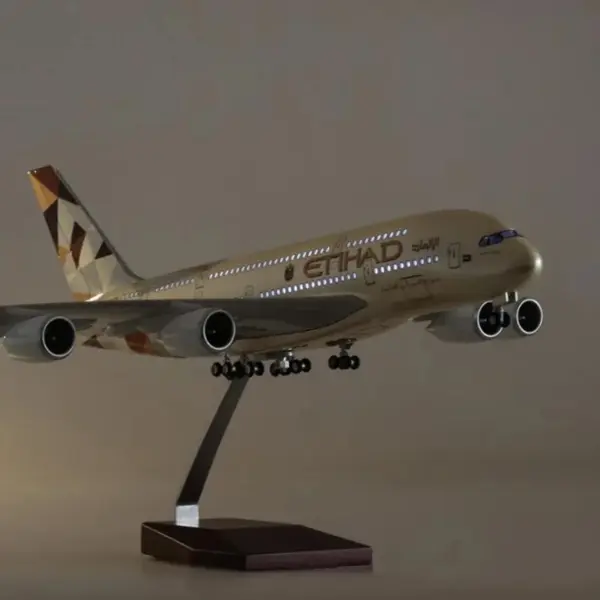Diecast Etihad A380 Model Airplane with LED - Image 7
